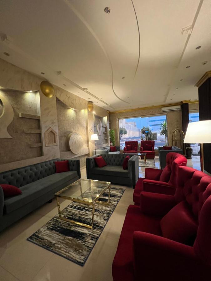 أجنحة ورد للوحدات الفندقية Khamis Mushait Extérieur photo
