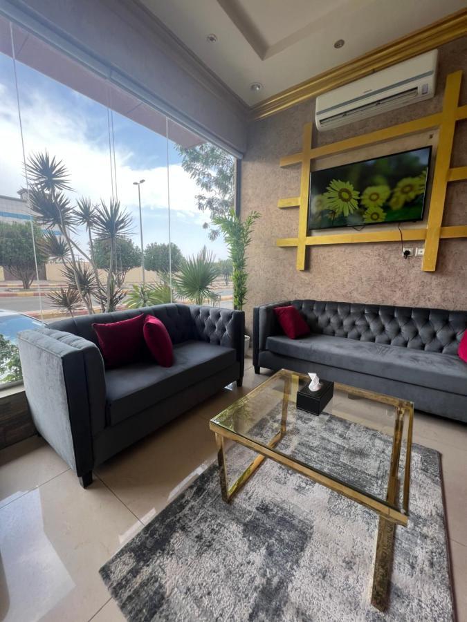 أجنحة ورد للوحدات الفندقية Khamis Mushait Extérieur photo