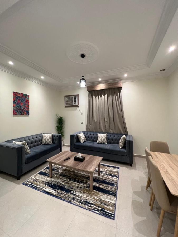 أجنحة ورد للوحدات الفندقية Khamis Mushait Extérieur photo