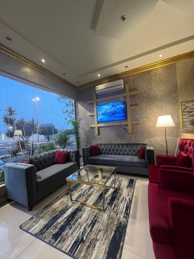 أجنحة ورد للوحدات الفندقية Khamis Mushait Extérieur photo