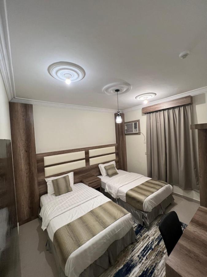 أجنحة ورد للوحدات الفندقية Khamis Mushait Extérieur photo